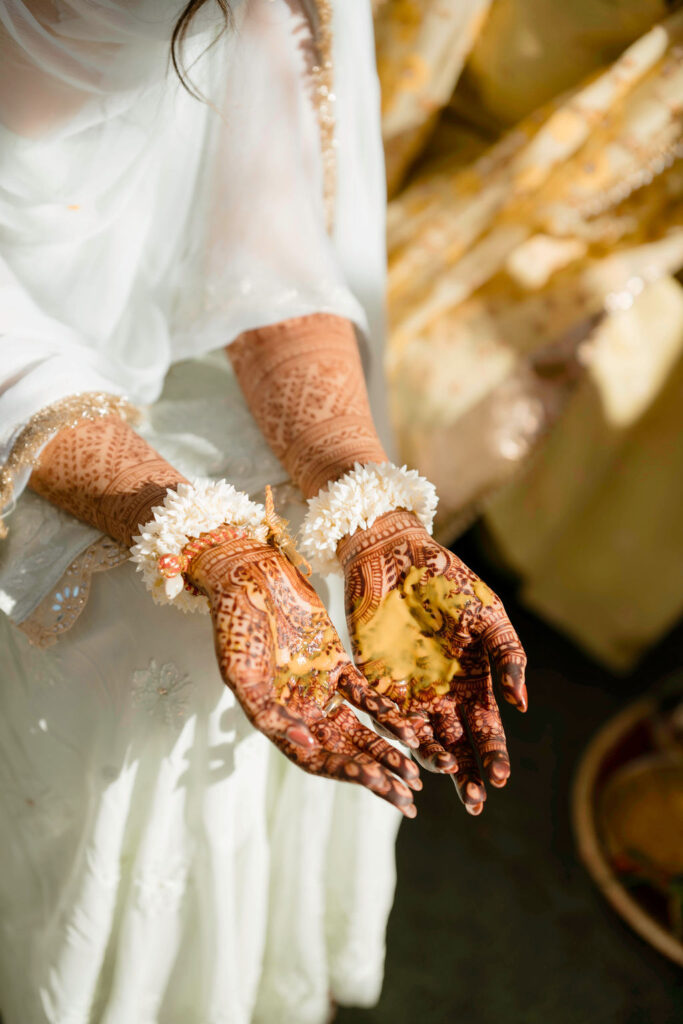 Maiyan of Tavneet and Balkarn at Westlake Village Inn in California