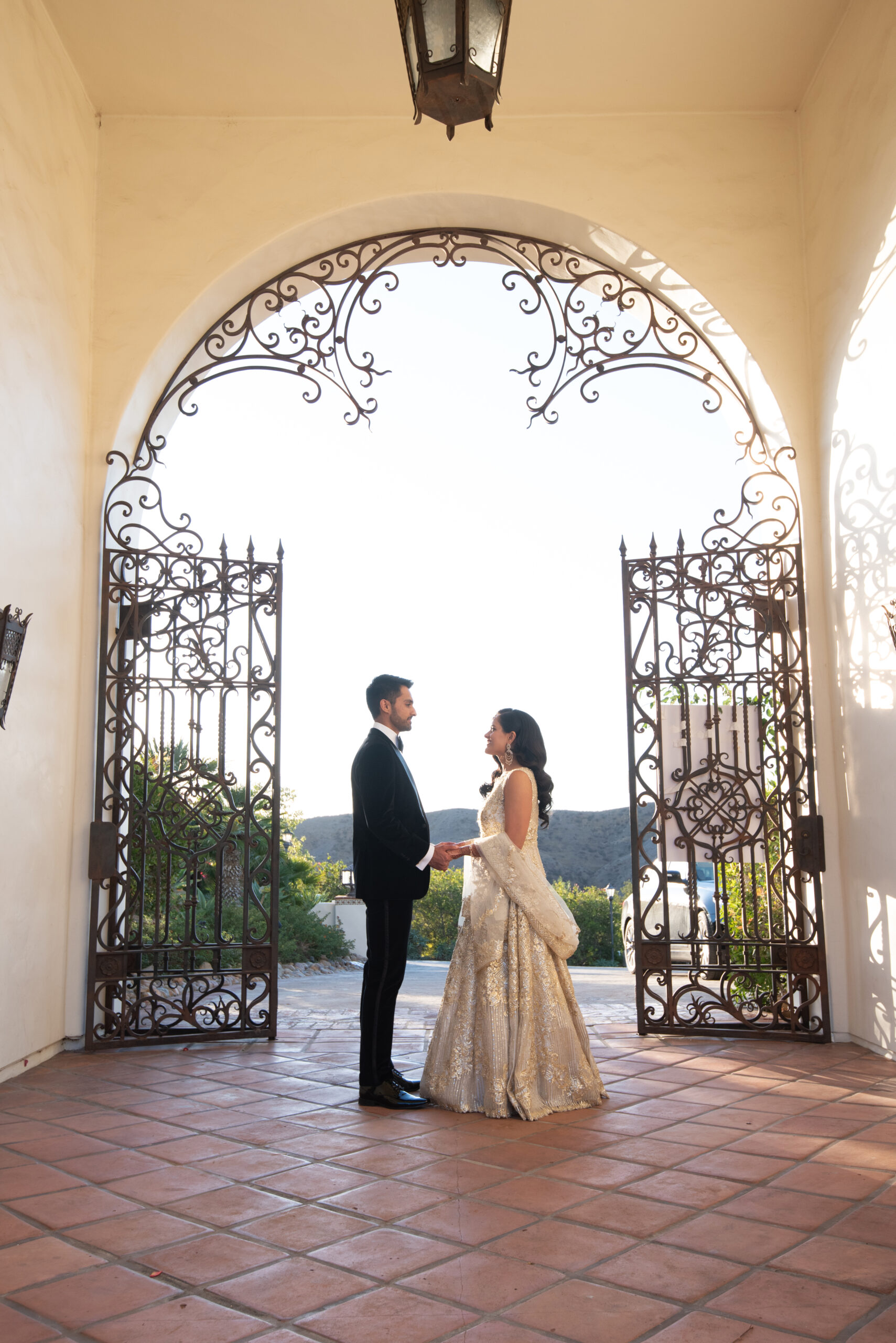 Nikita and Shubhit Punjabi Wedding at Hummingbird Nest Ranch | Wedding Planning by The Marigold Company